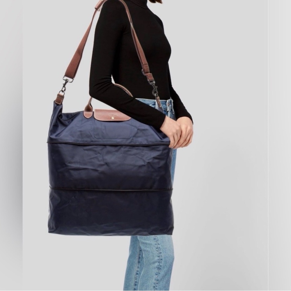 Longchamp OrangeTravel Bag with Foldable Design Large Nylon Tote Bag